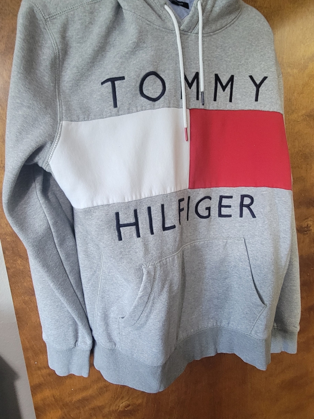 Tommy Hilfiger Men's Gray Hoodie with White and Red Panel